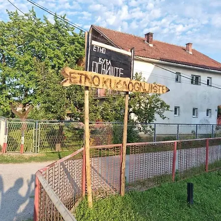 Etno Kuca Ognjiste *